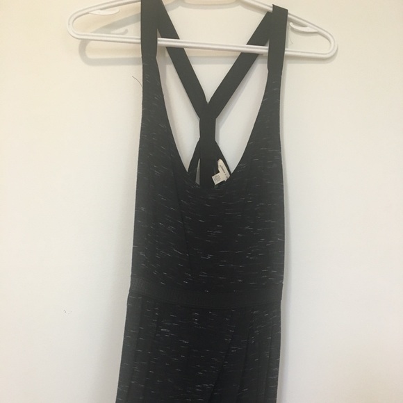 Maxi dress with back details - Picture 3 of 5